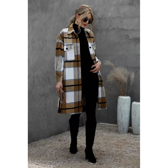 LAST ONE! Plus Size Brown Khaki Turn Down Collar Plaid Jacket - Picture 3 of 6